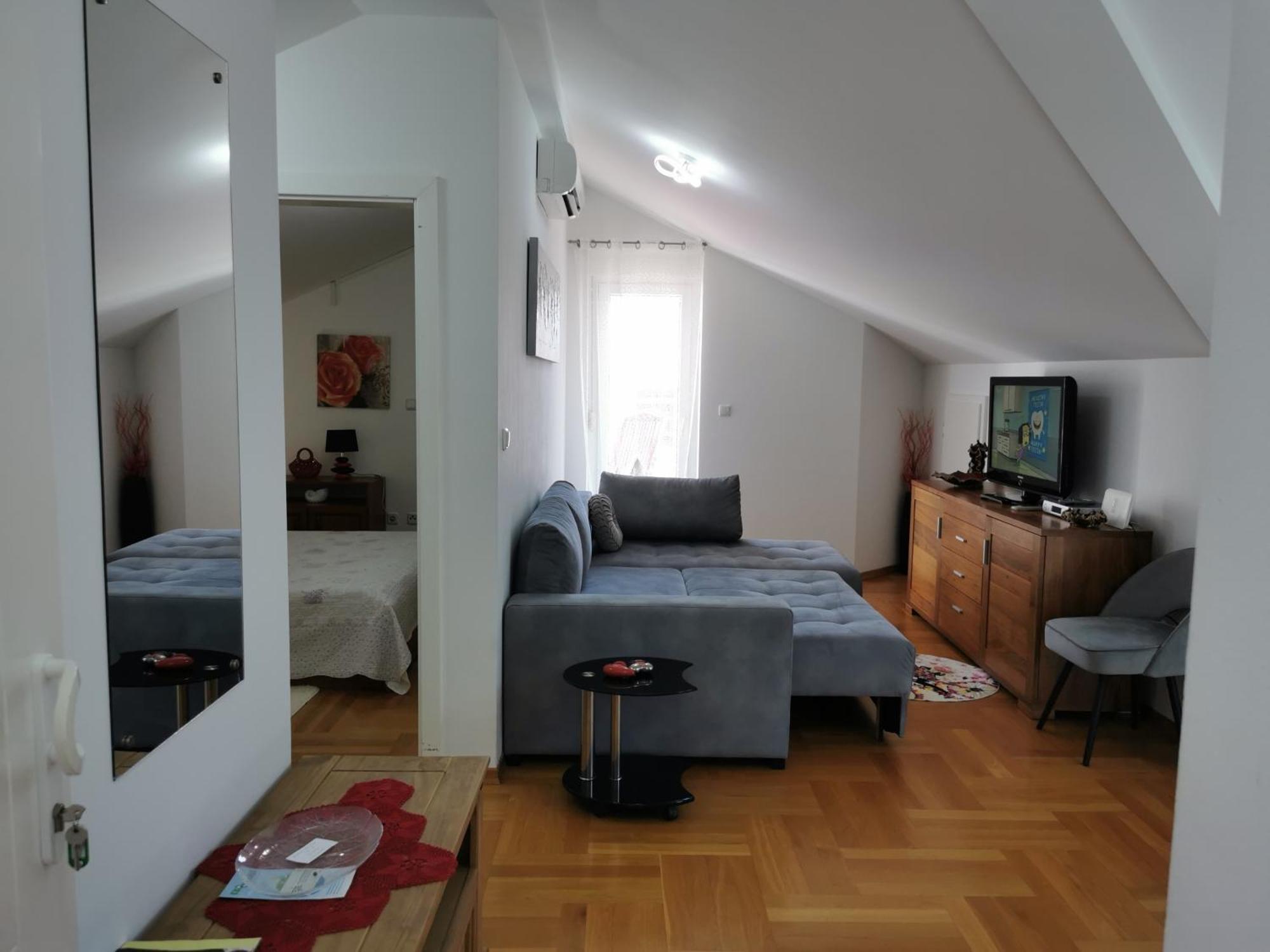 Apartments Mara Црес Экстерьер фото
